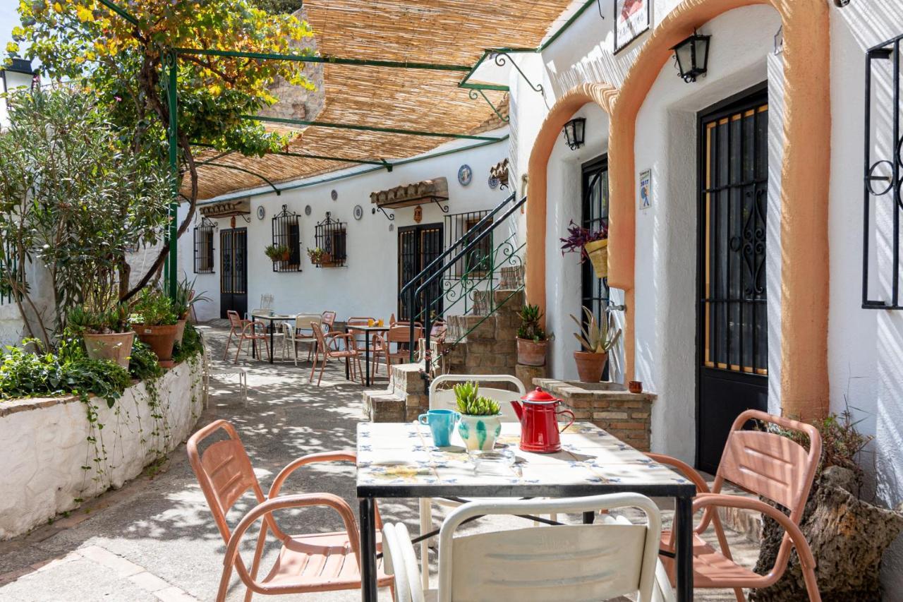 Cuevas El Abanico - Vtar Vivienda Turistica De Alojamiento Rural Granada Exterior photo