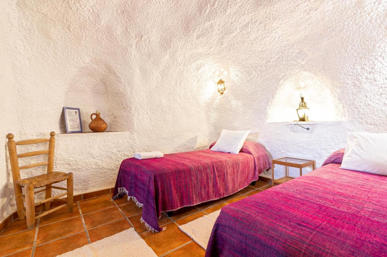 Cuevas El Abanico - Vtar Vivienda Turistica De Alojamiento Rural Granada Exterior photo