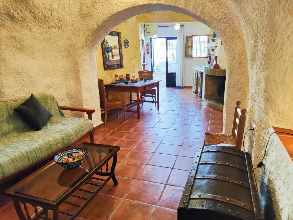 Cuevas El Abanico - Vtar Vivienda Turistica De Alojamiento Rural Granada Exterior photo